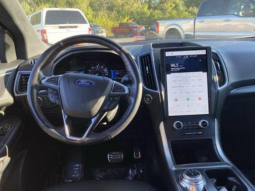 2023 Ford Edge ST Line