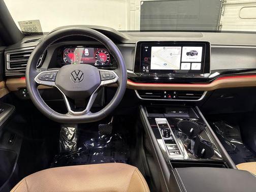 2024 Volkswagen Atlas Cross Sport 2.0T SEL