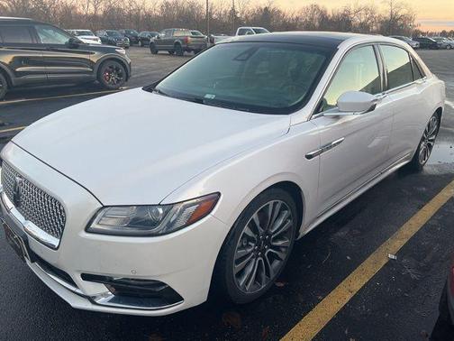 2019 Lincoln Continental Select