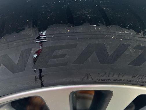 2019 Lincoln Continental Select