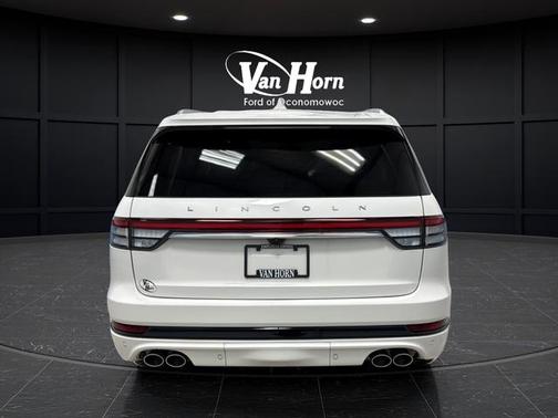 Pristine White Metallic Tri-Coat 2023 Lincoln Aviator Grand Touring AWD