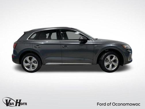 2024 Audi Q5 45 S line Premium Plus