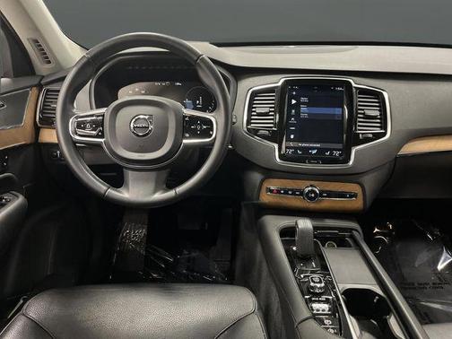 2021 Volvo XC90 Recharge Plug-In Hybrid T8 Inscription Expression 7 Passenger