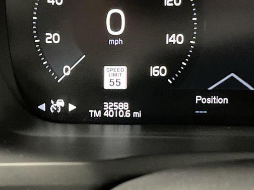 2021 Volvo XC90 Recharge Plug-In Hybrid T8 Inscription Expression 7 Passenger