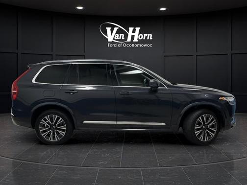 2021 Volvo XC90 Recharge Plug-In Hybrid T8 Inscription Expression 7 Passenger