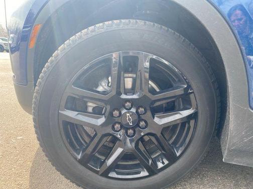 Blue Glow Metallic 2022 Chevrolet Blazer 2LT