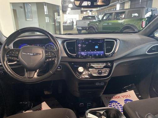 2021 Chrysler Pacifica Touring