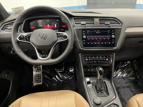 2024 Volkswagen Tiguan 2.0T SE R-Line Black 4MOTION