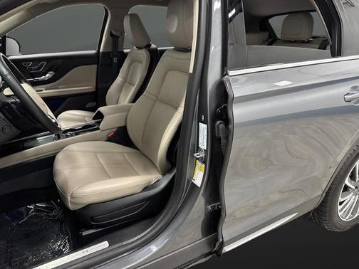 2025 Lincoln Corsair Reserve