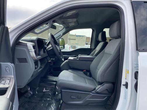 2025 Ford F-350 XLT