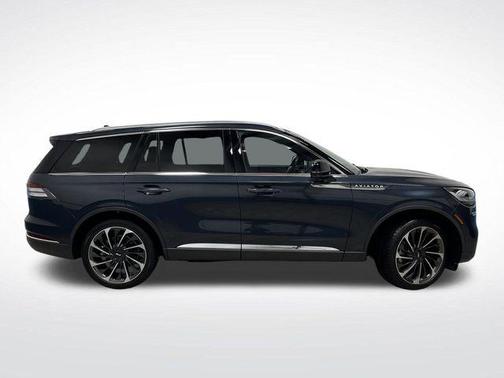 2023 Lincoln Aviator Reserve AWD
