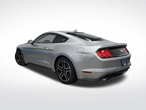 2022 Ford Mustang EcoBoost