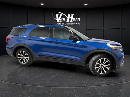 Atlas Blue Metallic 2022 Ford Explorer ST-Line