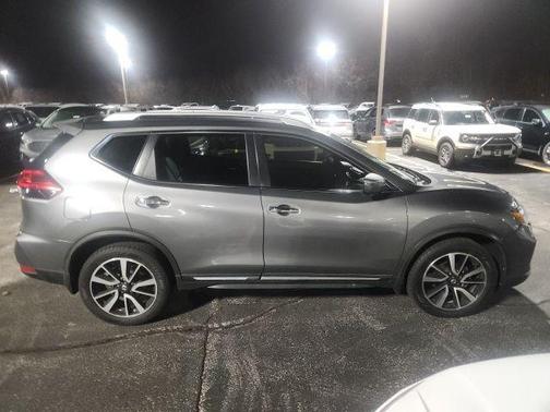 2017 Nissan Rogue SL