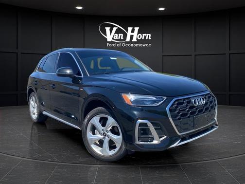 Black Metallic 2023 Audi Q5 45 S line Premium Plus