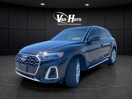 Black Metallic 2023 Audi Q5 45 S line Premium Plus
