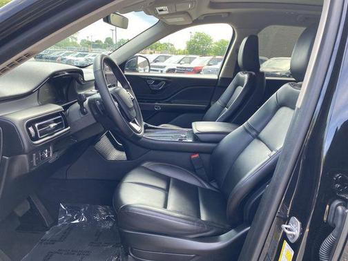 2023 Lincoln Aviator Standard AWD