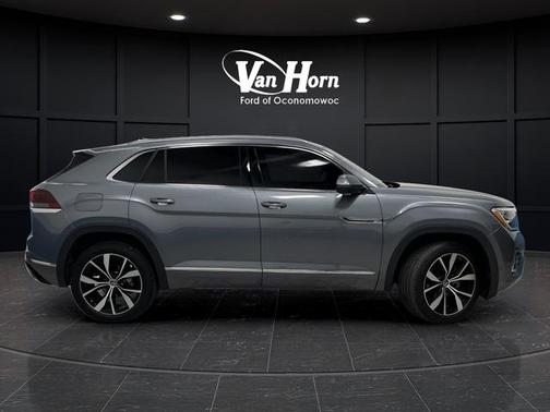 2024 Volkswagen Atlas Cross Sport 2.0T SEL Premium