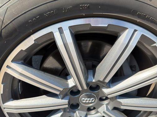 2018 Audi Q7 3.0T Premium Plus