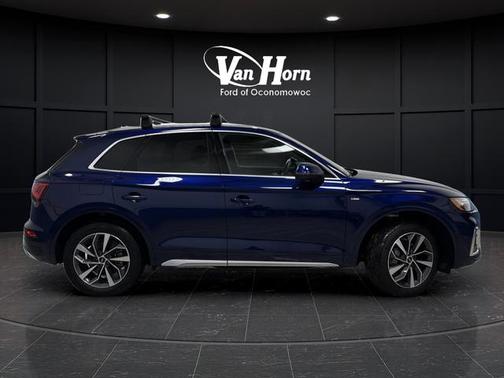 2022 Audi Q5 45 S line Premium Plus