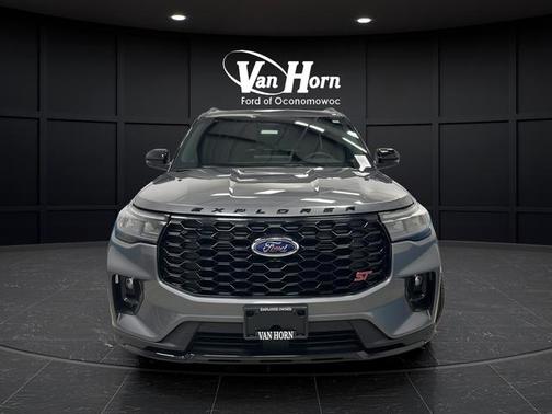 Carbonized Gray Metallic 2025 Ford Explorer ST