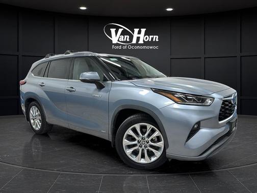 Moon Dust 2021 Toyota Highlander Hybrid Limited