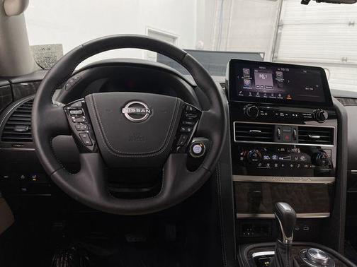 2024 Nissan Armada Platinum 4WD