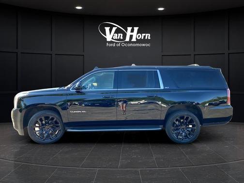 Onyx Black 2018 GMC Yukon XL SLT
