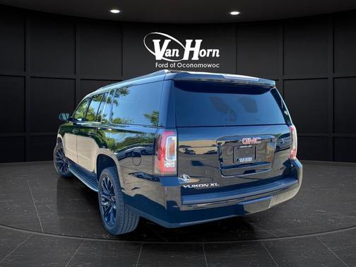 Onyx Black 2018 GMC Yukon XL SLT