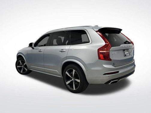 2019 Volvo XC90 T5 R-Design