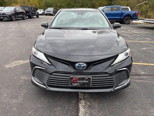 2021 Toyota Camry Hybrid XLE
