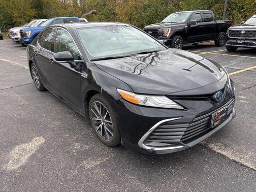 2021 Toyota Camry Hybrid XLE