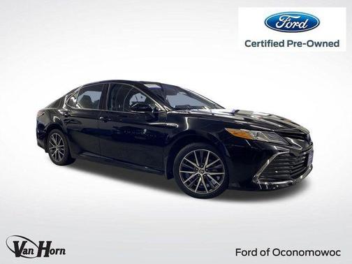 2021 Toyota Camry Hybrid XLE
