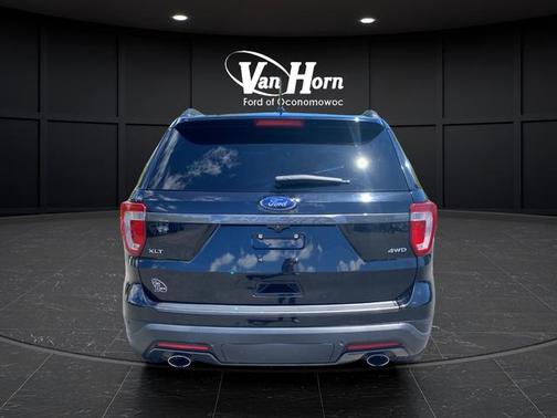 Shadow Black 2018 Ford Explorer XLT