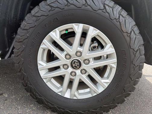 Ice Cap 2024 Toyota Tundra SR5