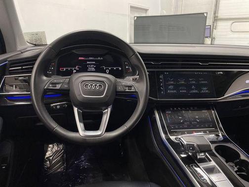 2023 Audi Q7 55 Prestige