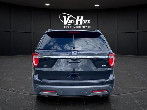 Agate Black Metallic 2019 Ford Explorer XLT