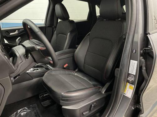 2024 Ford Escape ST-Line Select