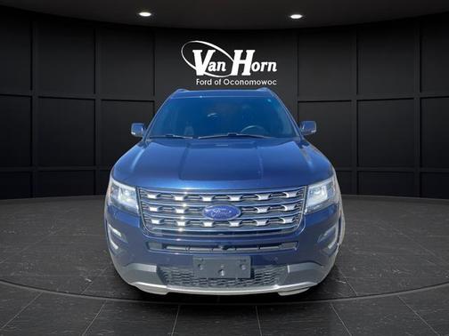 Ruby Red Metallic Tinted Clearcoat 2017 Ford Explorer Limited