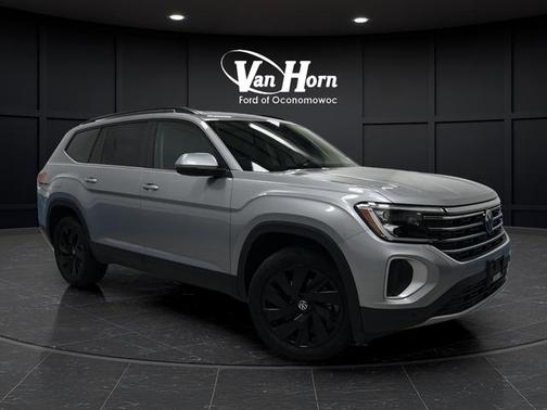 2024 Volkswagen Atlas 2.0T SE w/Technology 4MOTION