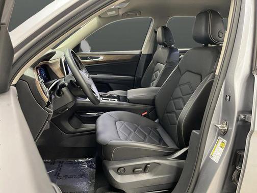 2024 Volkswagen Atlas 2.0T SE w/Technology 4MOTION