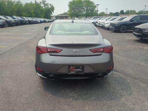 2022 INFINITI Q60 LUXE AWD