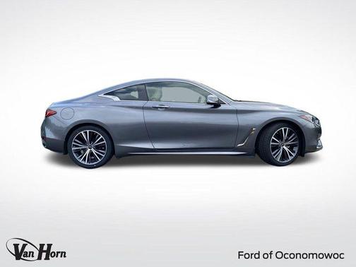 2022 INFINITI Q60 LUXE AWD