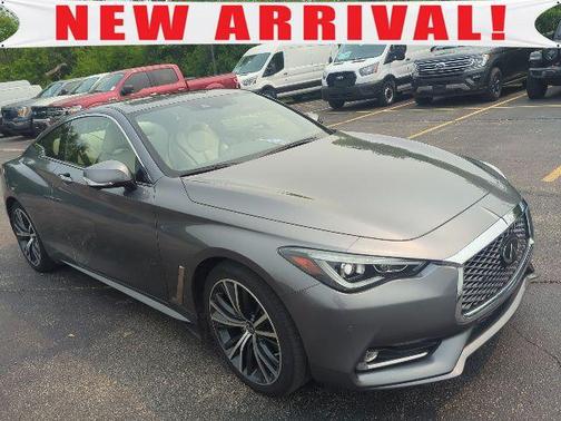 2022 INFINITI Q60 LUXE AWD