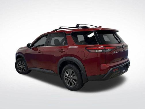 2022 Nissan Pathfinder SV 4WD