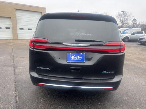 2021 Chrysler Pacifica Hybrid Touring L