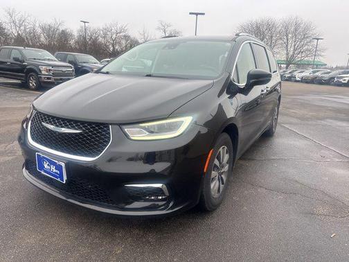 2021 Chrysler Pacifica Hybrid Touring L