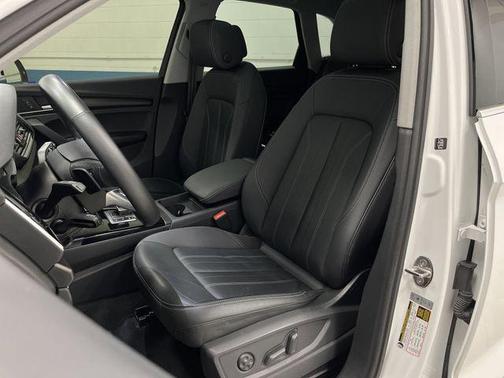 2023 Audi Q5 40 Premium