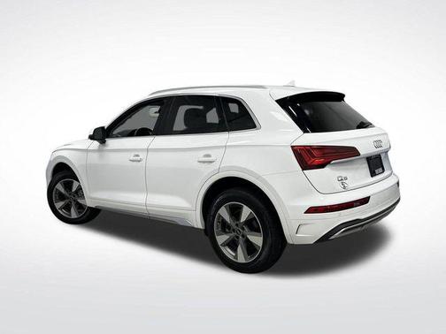 2023 Audi Q5 40 Premium