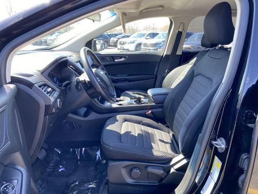 2017 Ford Edge SE